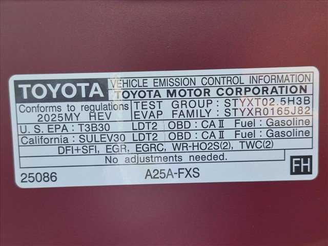 Used 2025 Toyota RAV4 XLE w/ Convenience Package AWD/4WD image 22