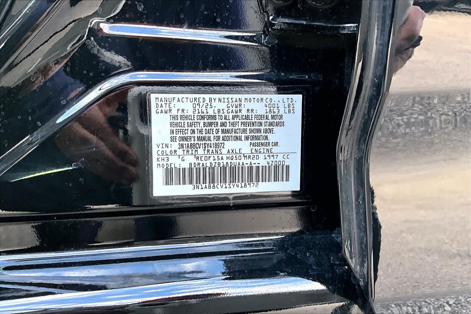 Certified 2025 Nissan Sentra SV w/ All-Weather Package FWD image 33