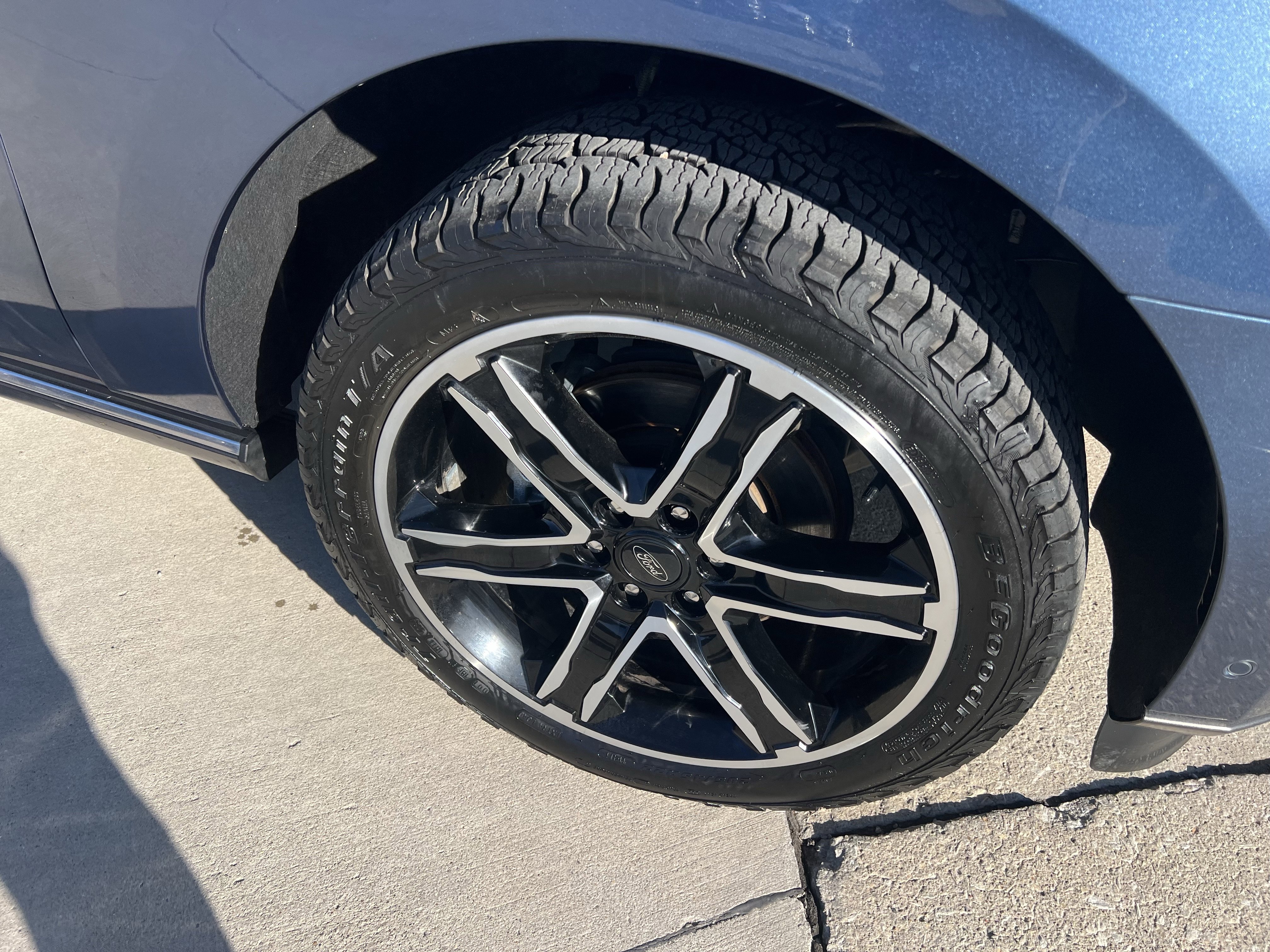 Used 2020 Ford Expedition Max Limited w/ Special Edition Package image 2