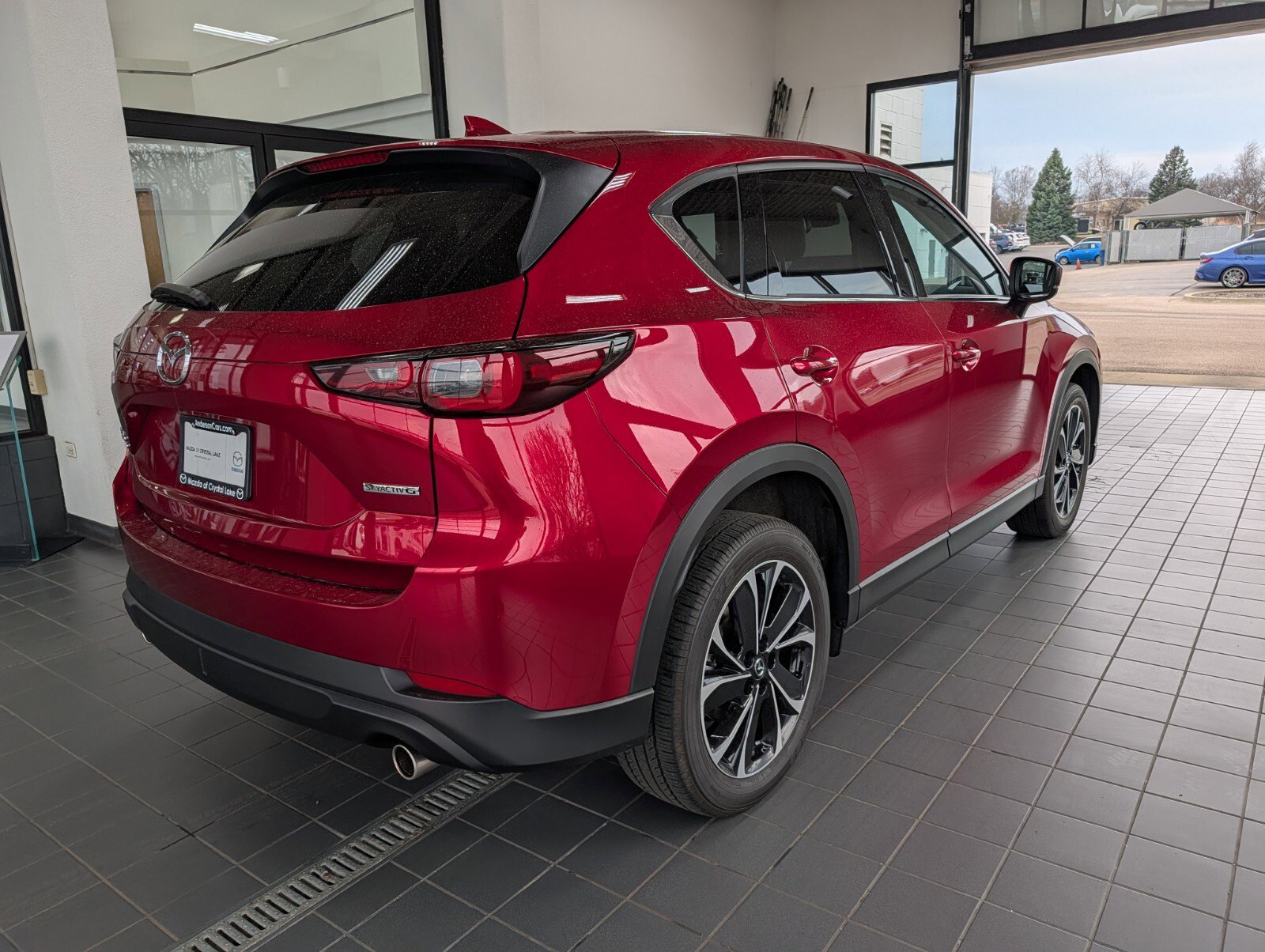 Used 2023 MAZDA CX-5 AWD 2.5 S w/ Premium Plus Pkg image 2