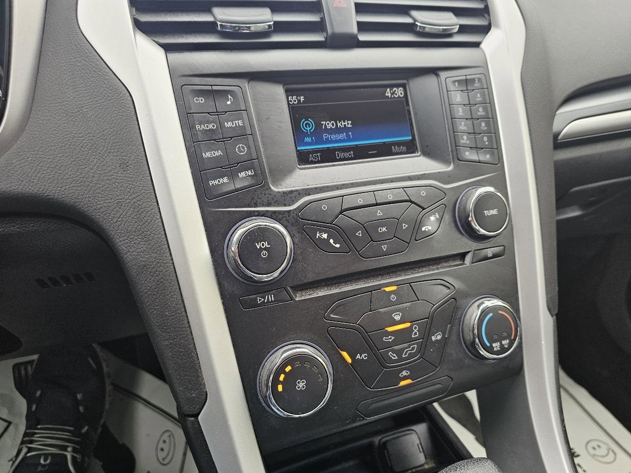 Used 2015 Ford Fusion S FWD image 14