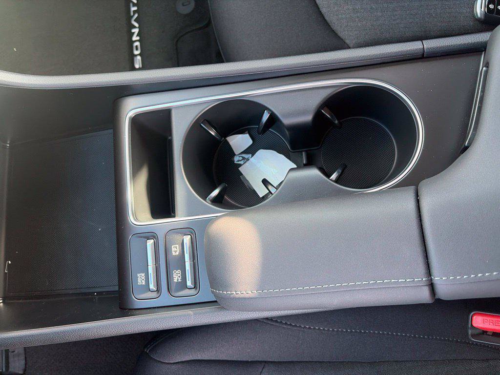 New 2027 Hyundai Sonata Blue FWD image 21