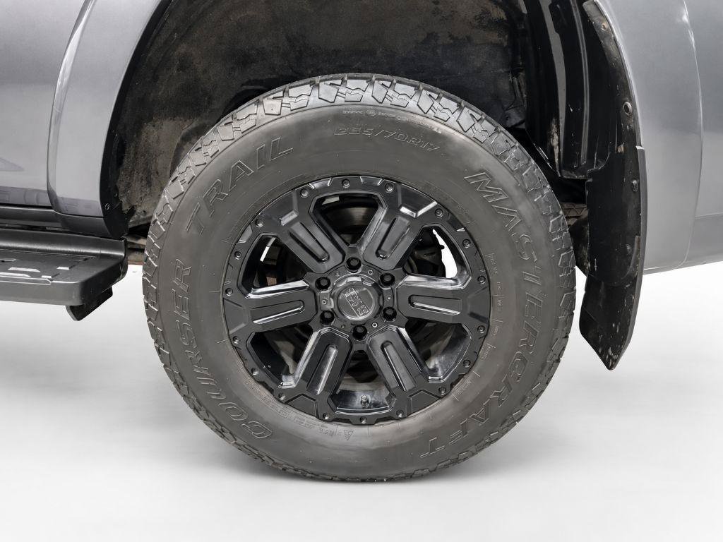 Used 2019 Toyota 4Runner TRD Off-Road AWD/4WD image 22