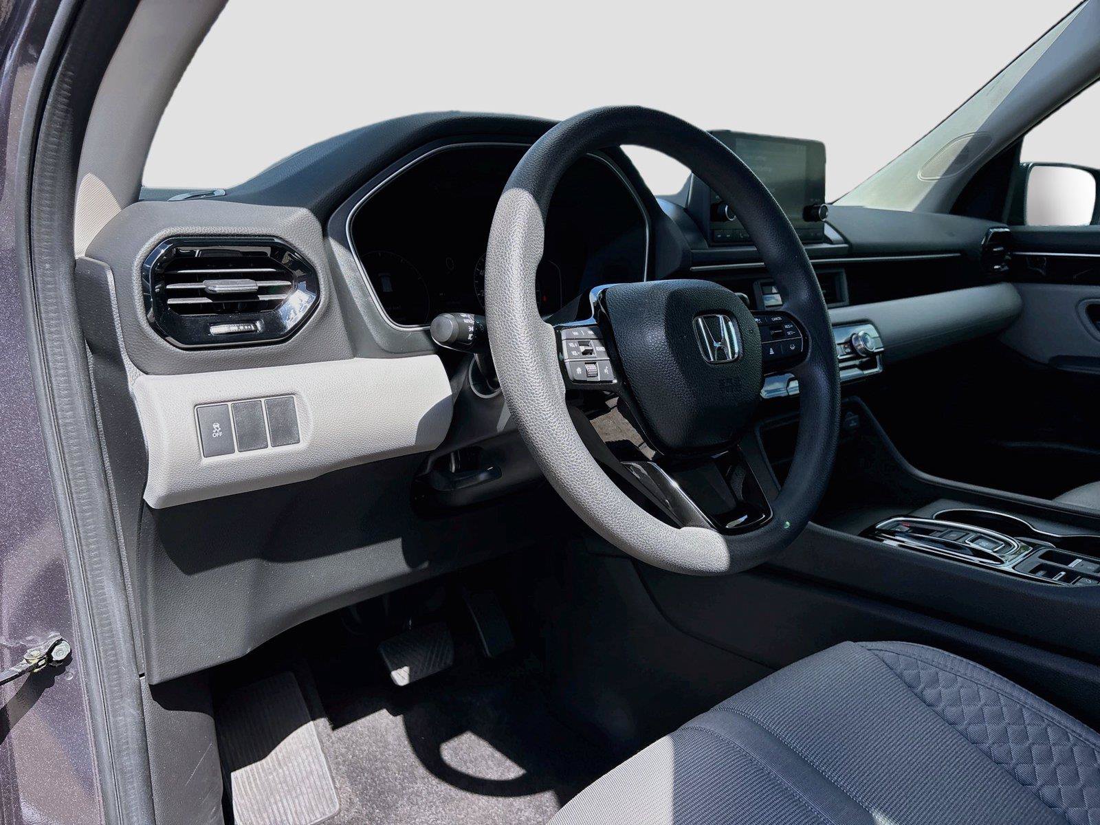 Certified 2023 Honda Pilot LX image 10
