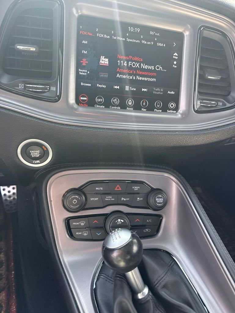 Used 2023 Dodge Challenger R/T RWD image 2