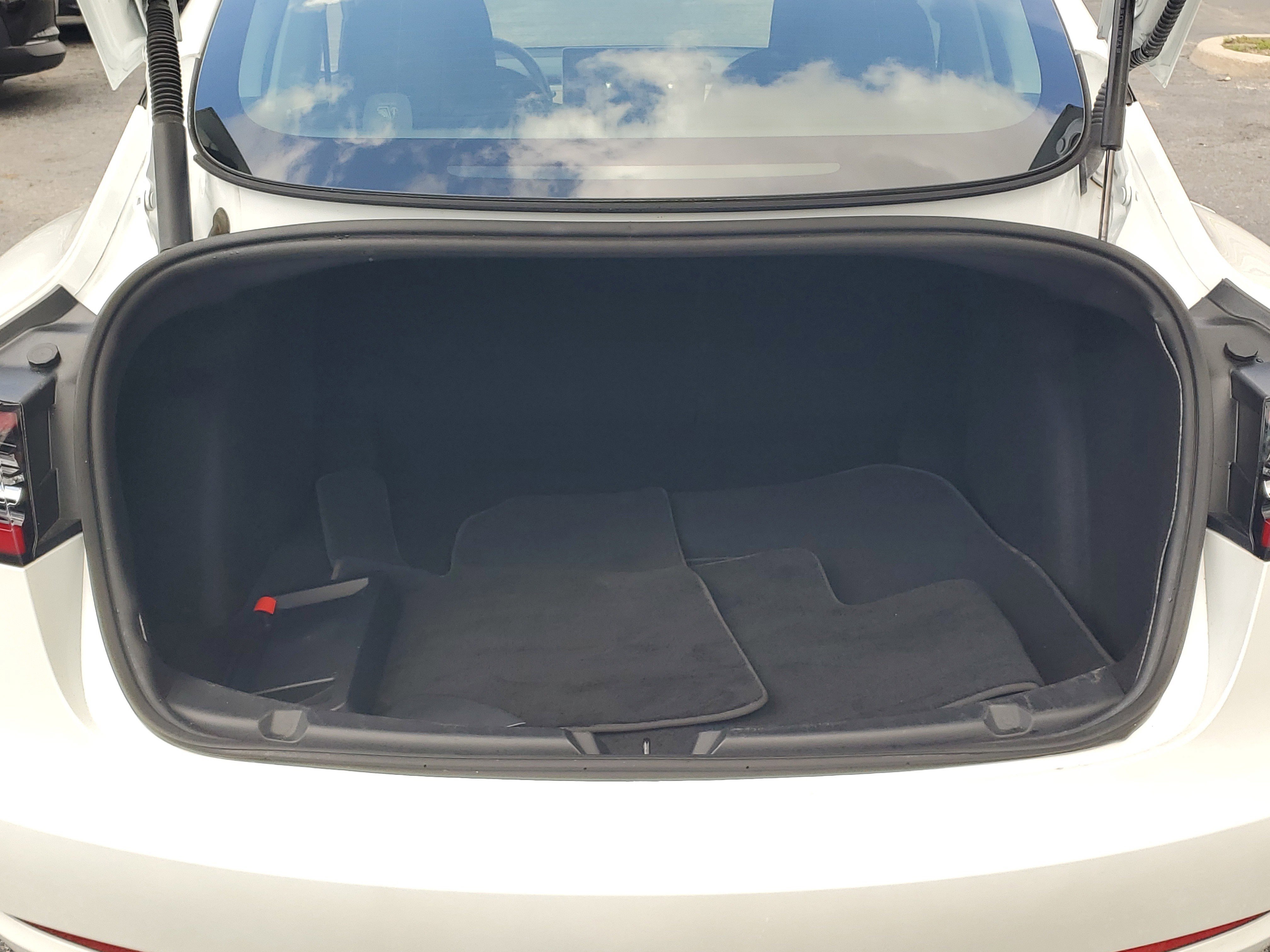 Used 2023 Tesla Model 3 Standard Range image 6