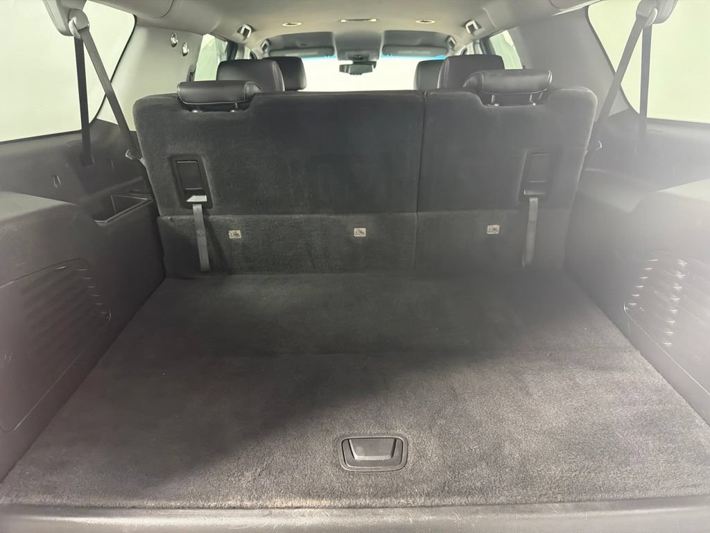 Used 2019 Chevrolet Suburban LT AWD/4WD image 18
