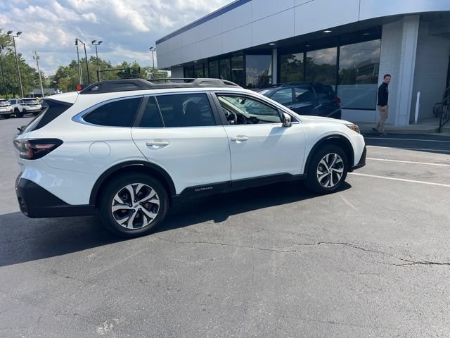 Used 2020 Subaru Outback Limited w/ Tech Package 2 AWD/4WD image 3