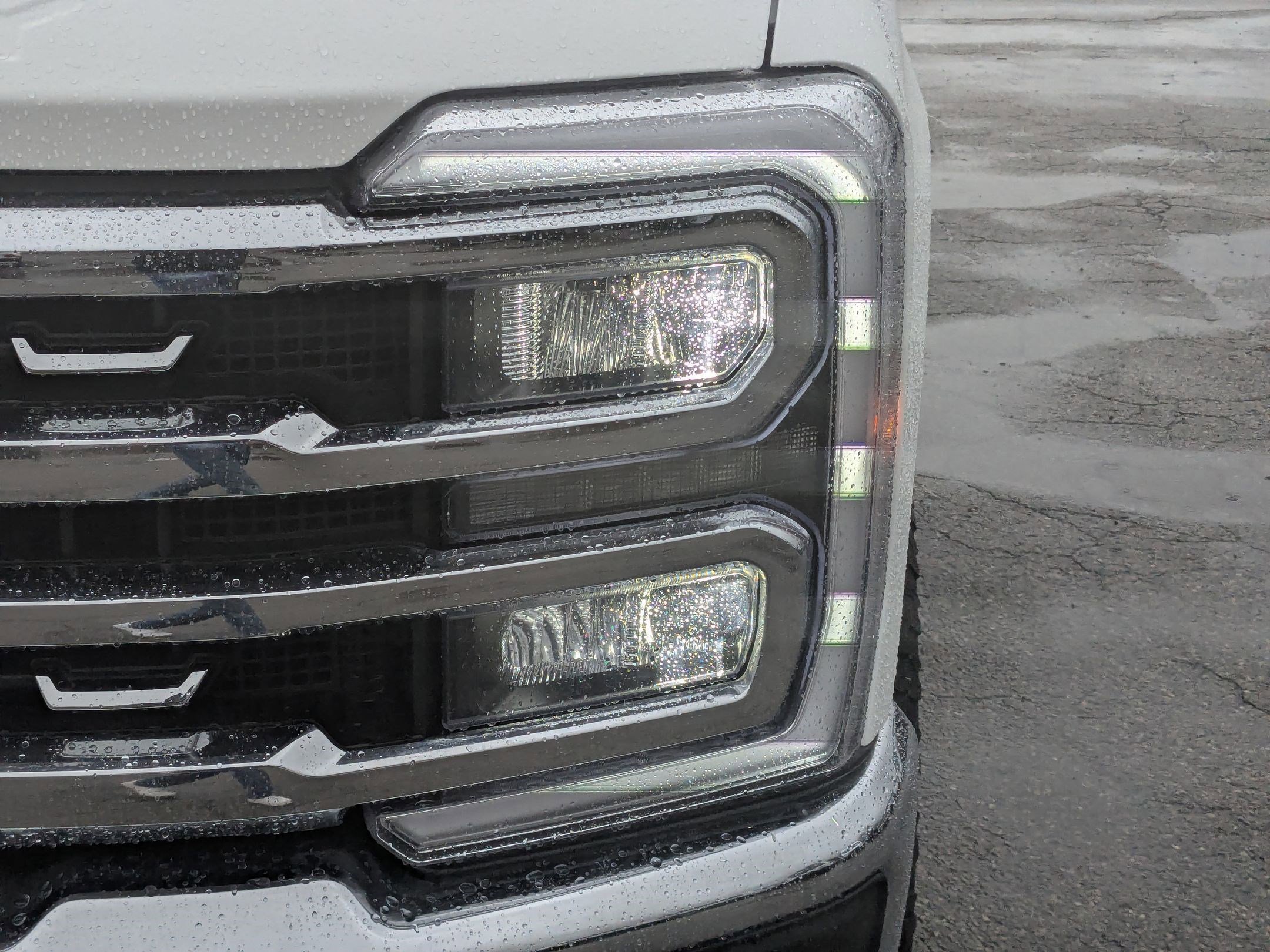 Used 2024 Ford F350 Lariat AWD/4WD image 12