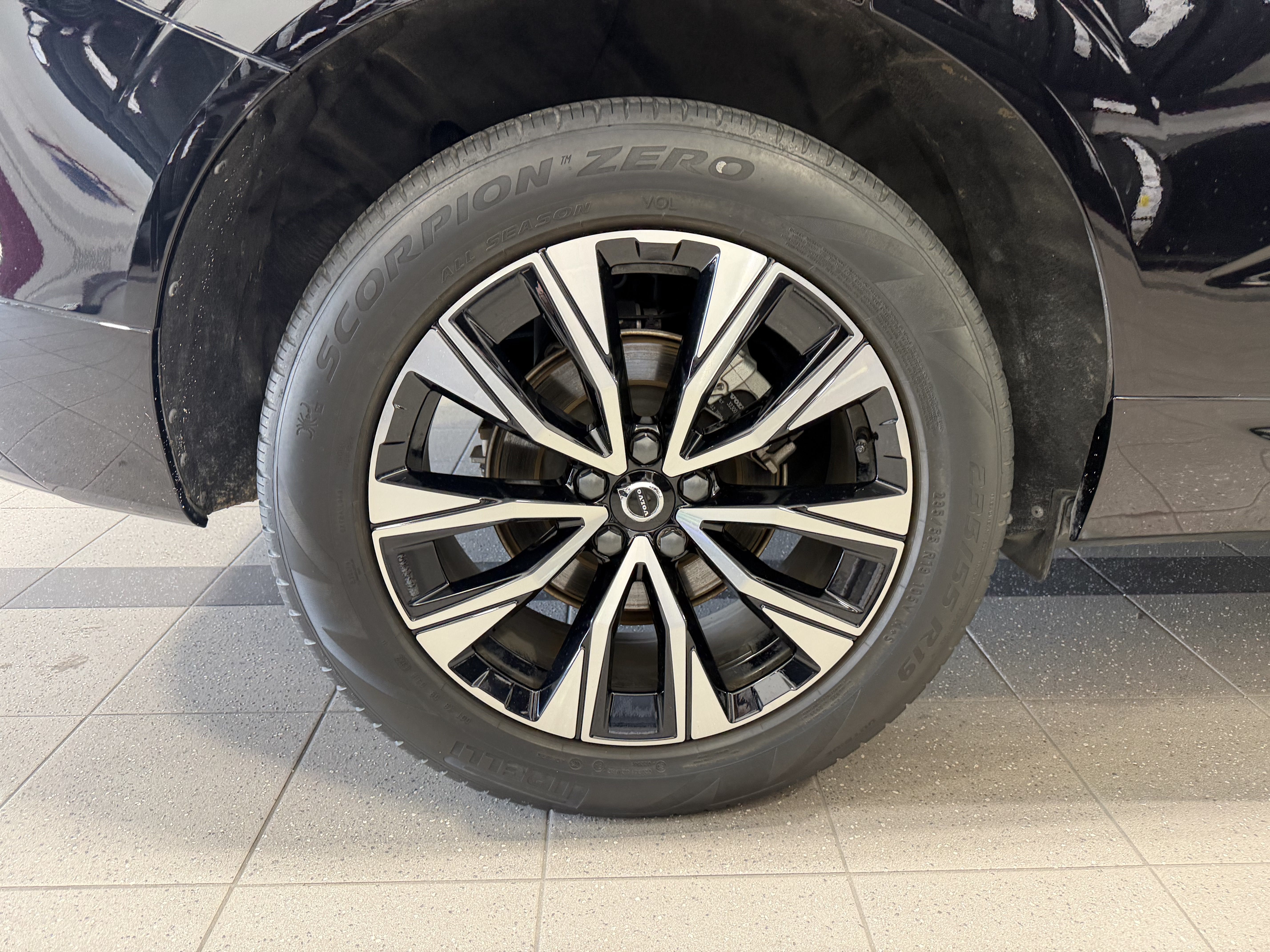 Used 2020 Volvo XC60 T5 Inscription AWD/4WD image 10