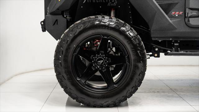 Used 2025 Jeep Gladiator Sport image 35