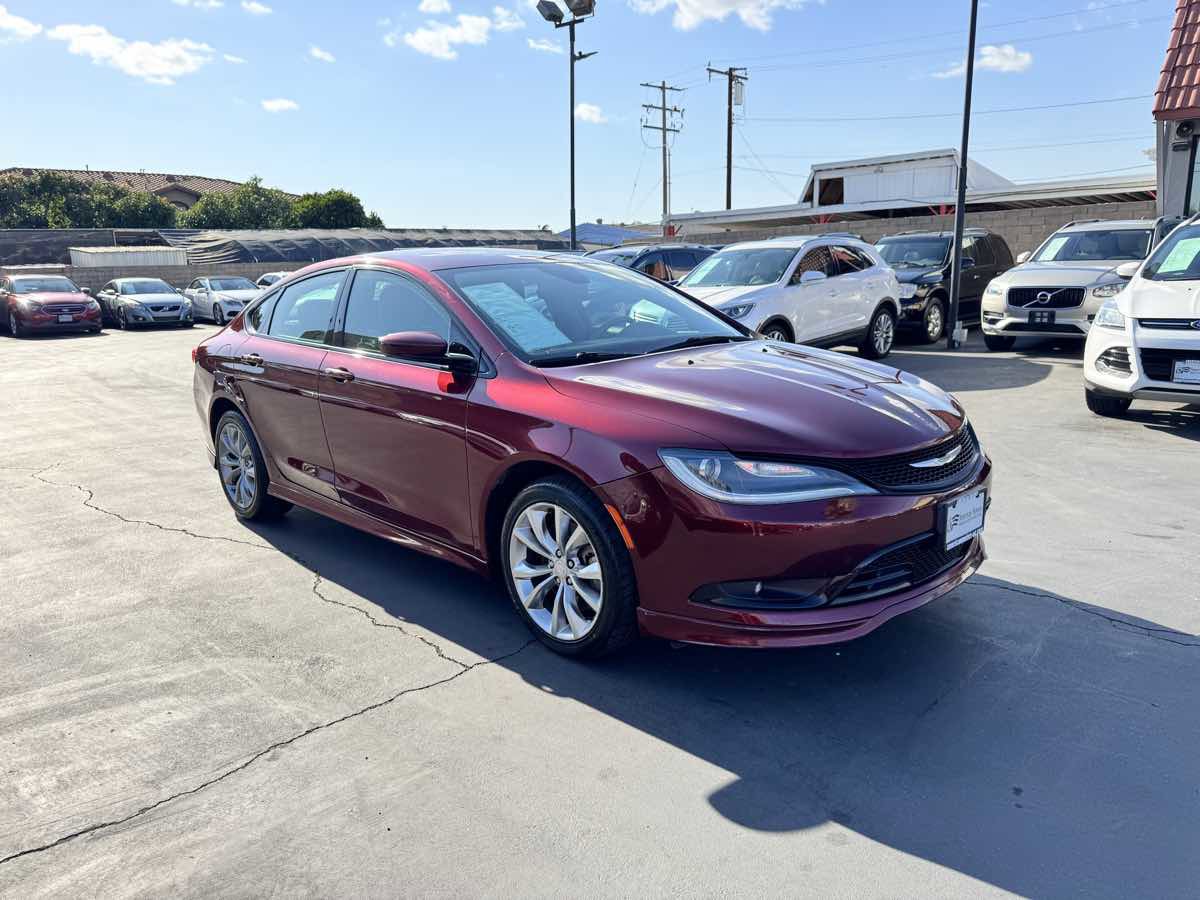 Used 2015 Chrysler 200 S w/ Comfort Group FWD image 8