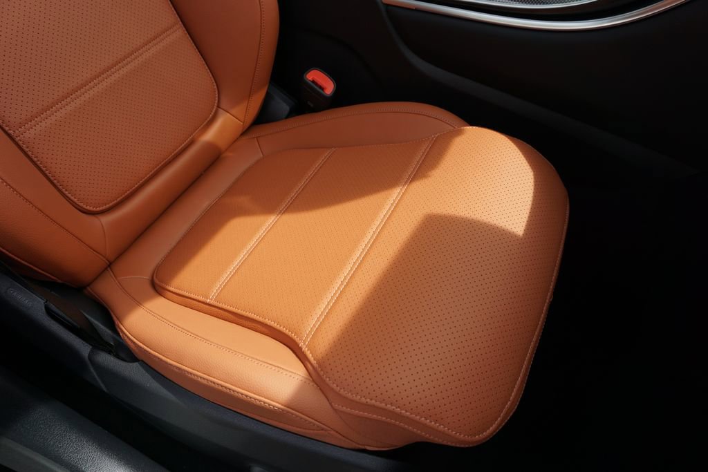 Certified 2025 Mercedes-Benz GLC 350e 4MATIC image 64