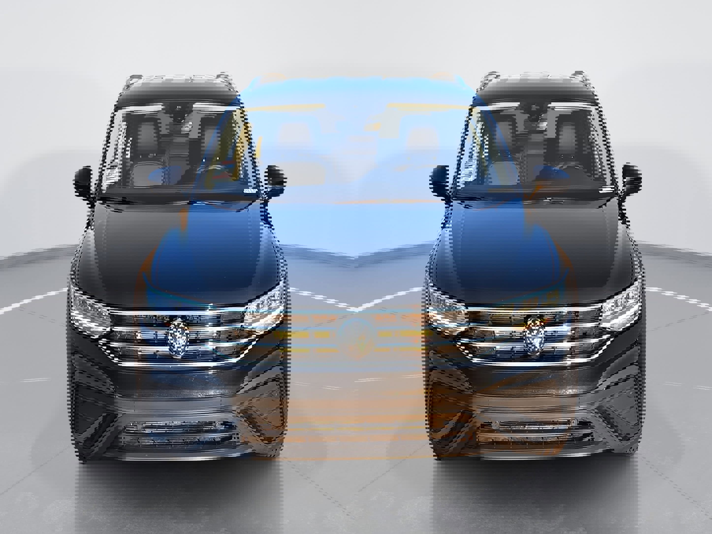 Used 2024 Volkswagen Tiguan SE image 8