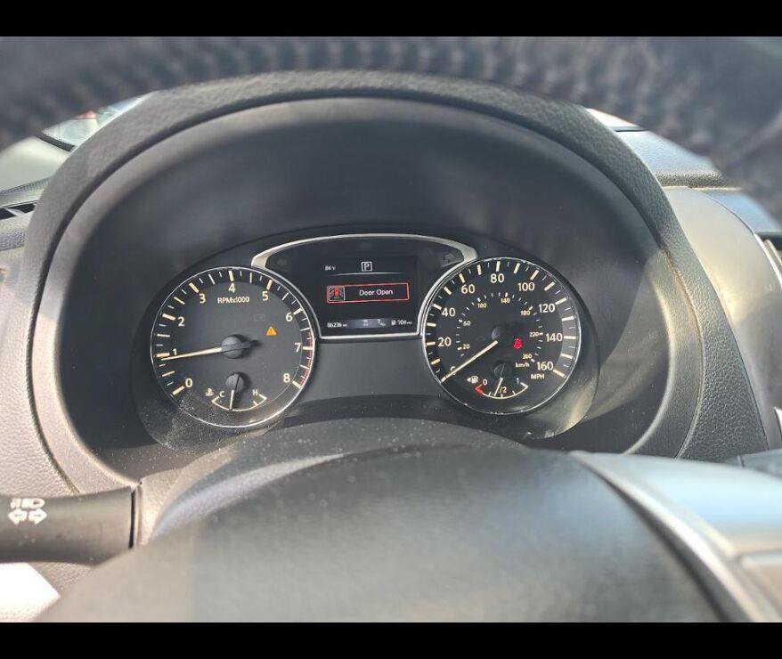 Used 2018 Nissan Altima 2.5 SV FWD image 6