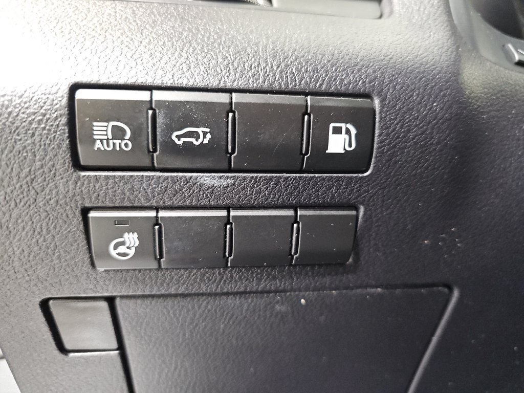 Used 2017 Lexus RX 450h AWD w/ Cold Weather Package image 28