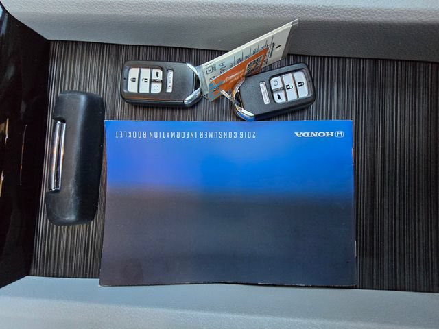 Used 2016 Honda Pilot Touring image 37
