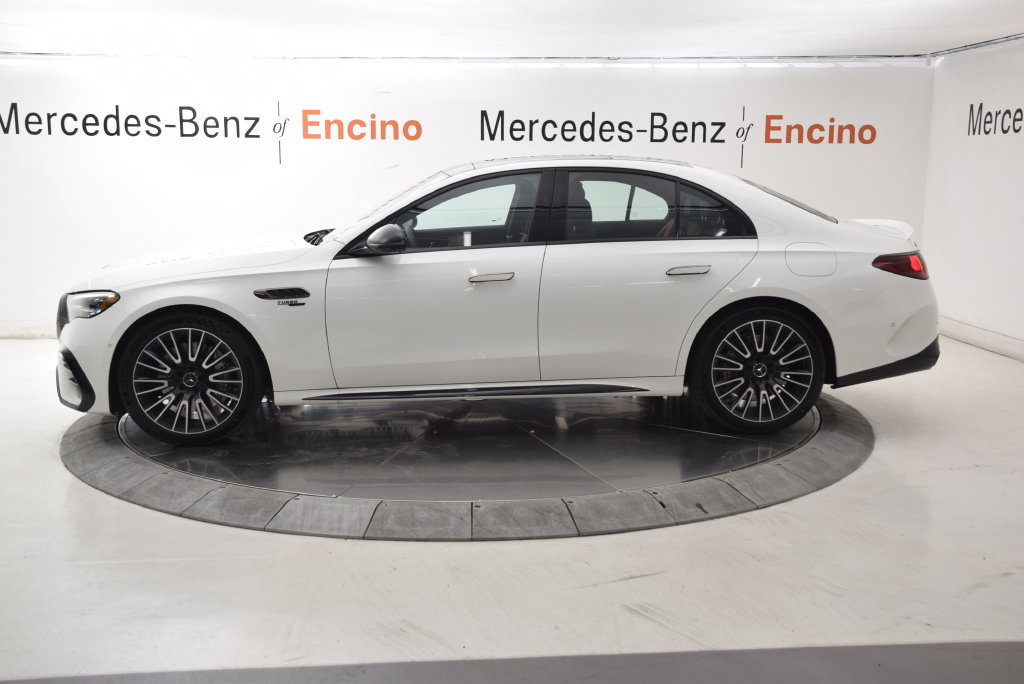 New 2026 Mercedes-Benz E 53 AMG e 4MATIC Sedan image 3