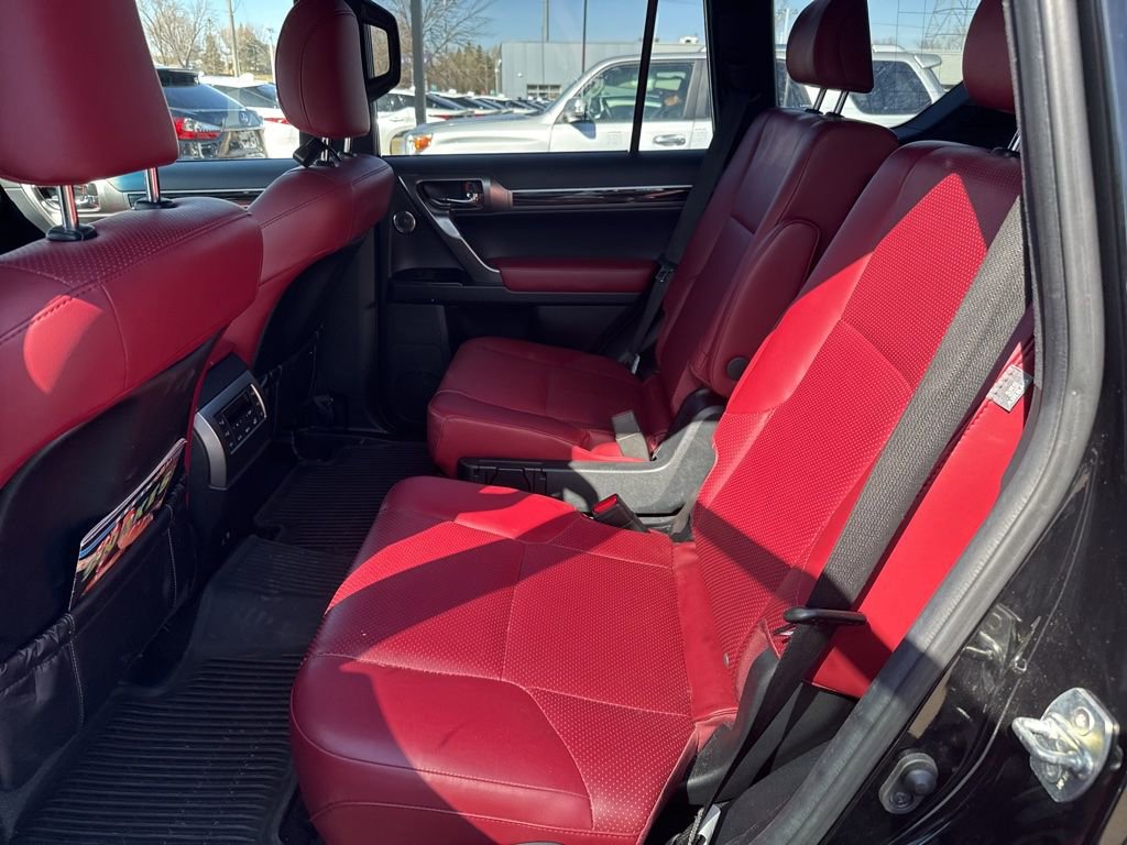 Certified 2023 Lexus GX 460 Luxury w/ Sport Design Package image 32