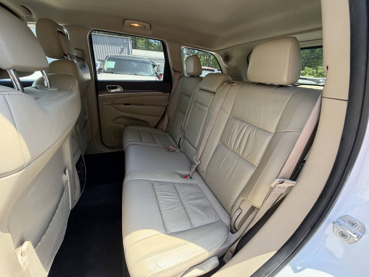 Used 2014 Jeep Grand Cherokee Limited RWD image 15