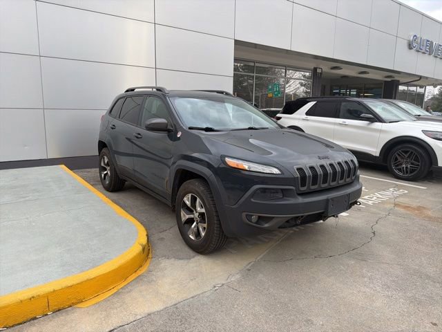 Used 2016 Jeep Cherokee Trailhawk w/ Cold Weather Group image 27