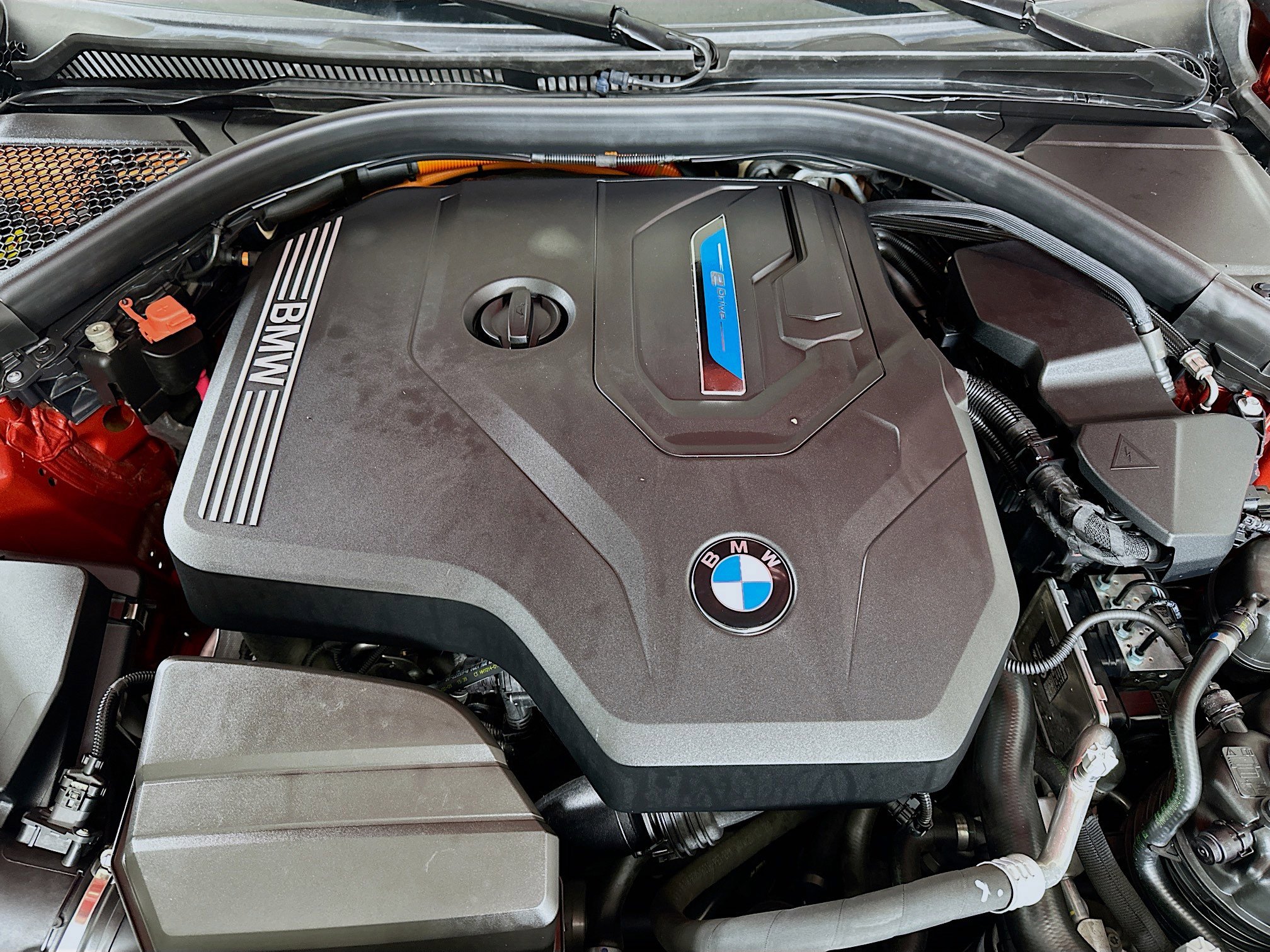 Used 2021 BMW 330e w/ Executive Package RWD image 34