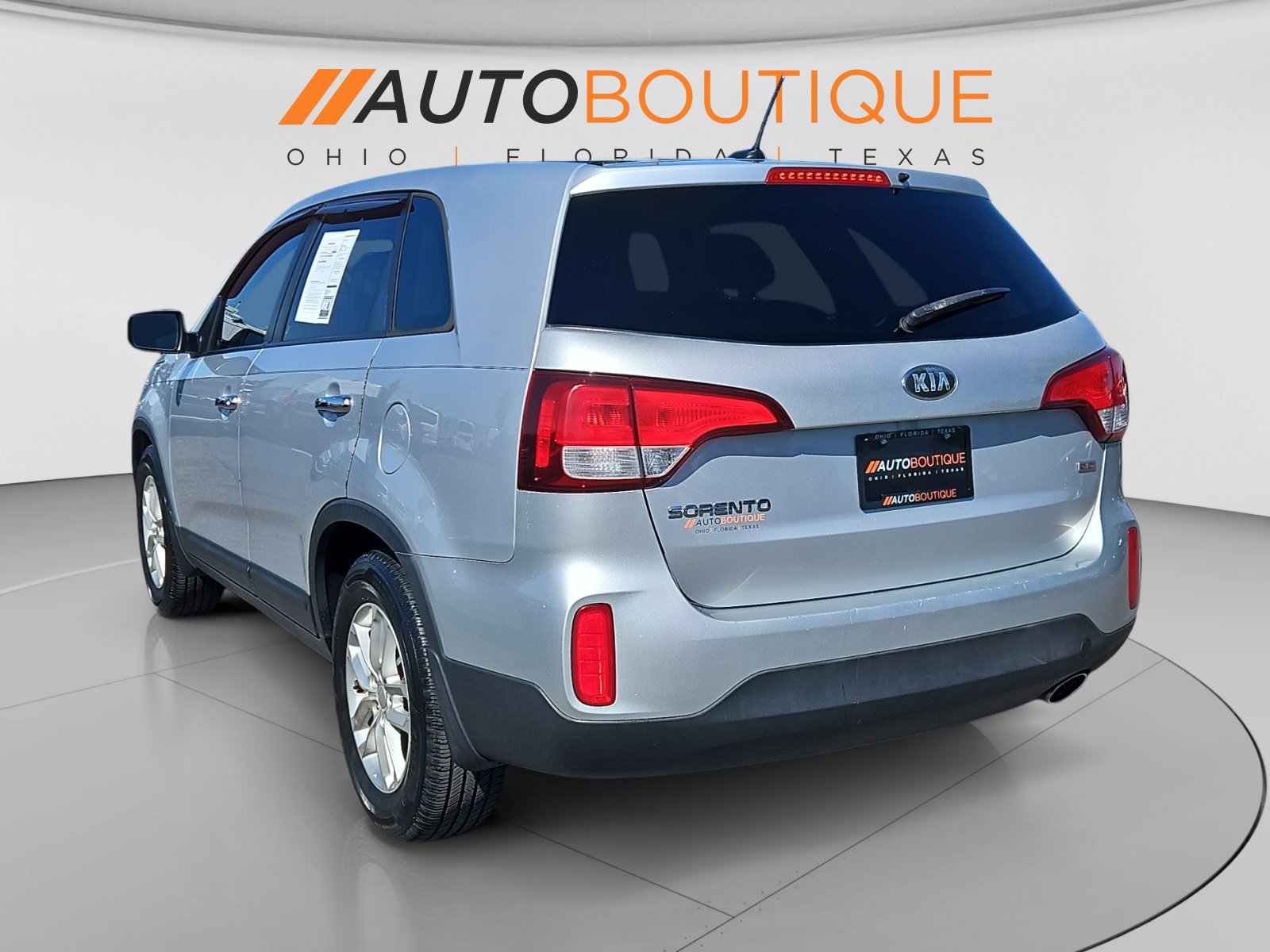 Used 2014 Kia Sorento LX FWD image 3