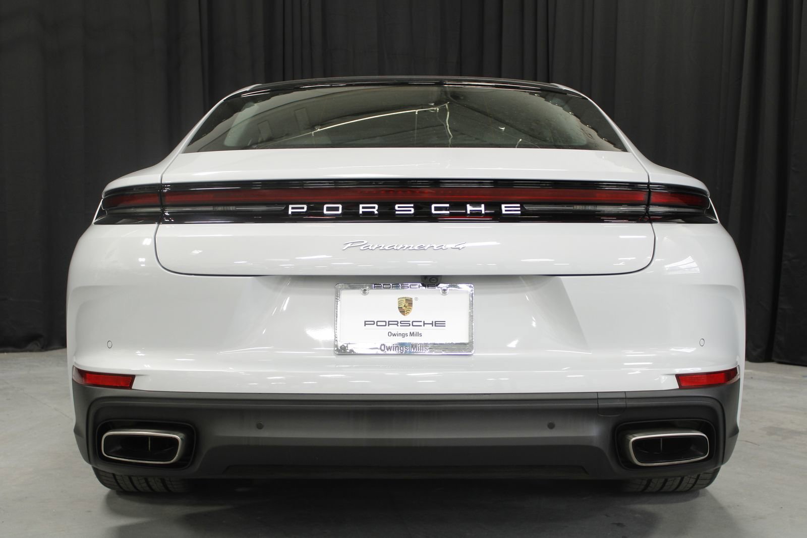 Used 2025 Porsche Panamera 4 image 13