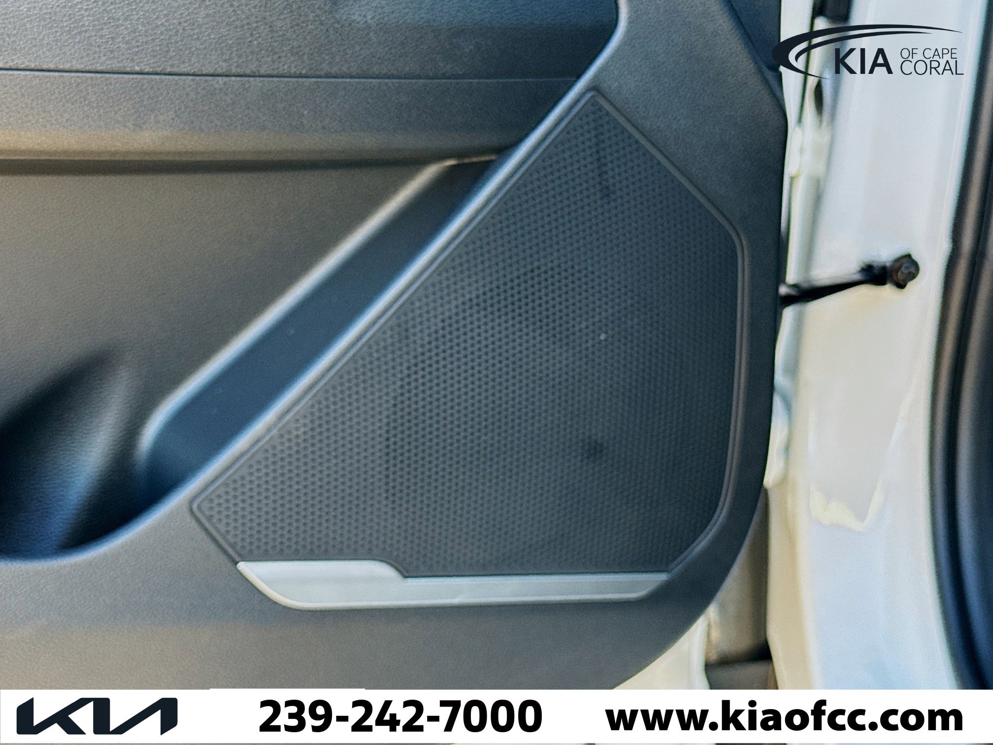 New 2026 Kia Sportage EX image 22