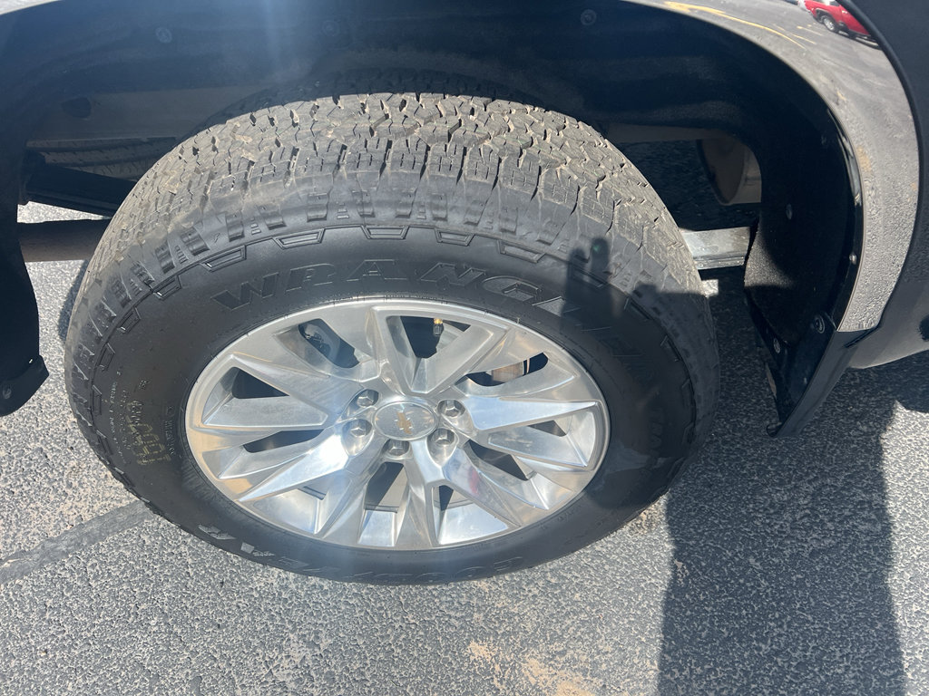 Used 2022 Chevrolet Silverado 1500 LTZ image 3