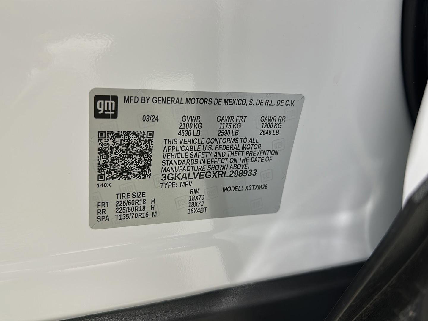 Used 2024 GMC Terrain SLT w/ Tech Package image 31