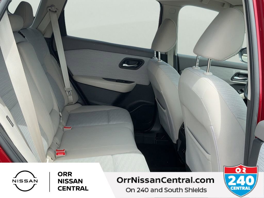 Used 2021 Nissan Rogue SV image 12