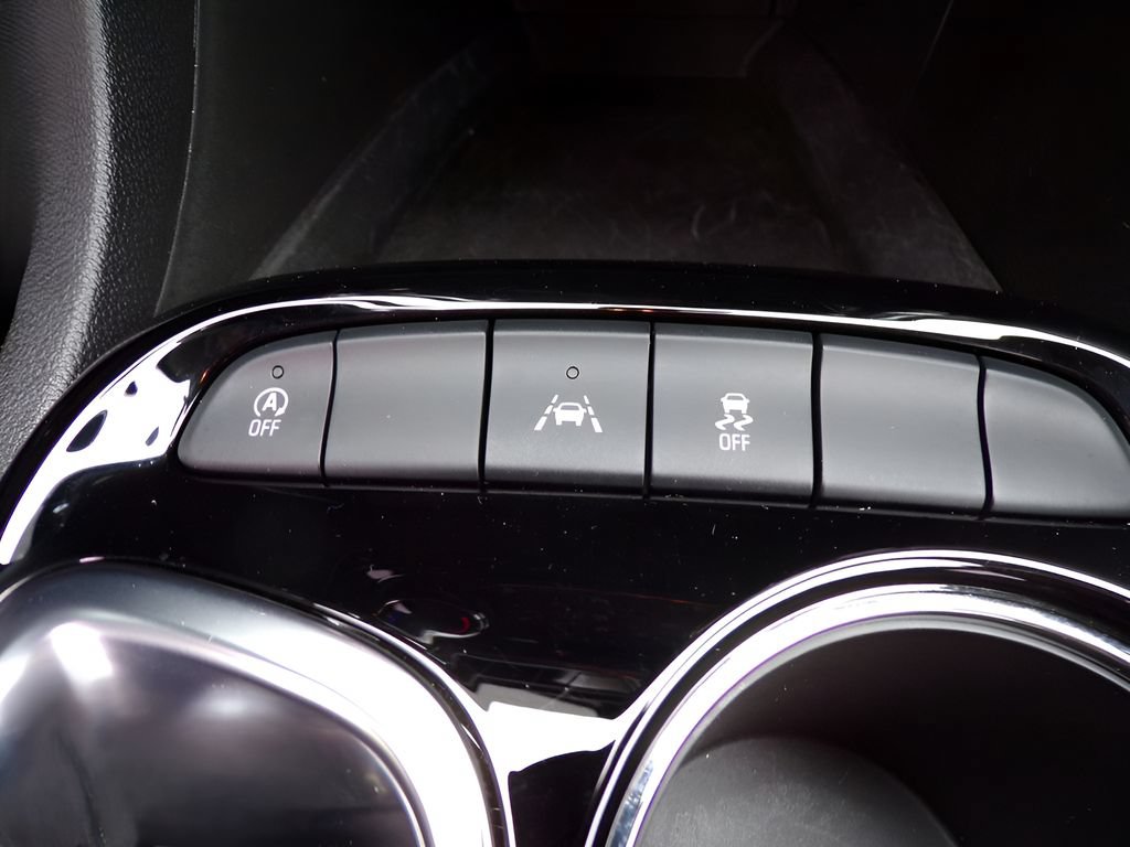 Used 2025 Buick Encore GX Sport Touring w/ Comfort Package FWD image 21
