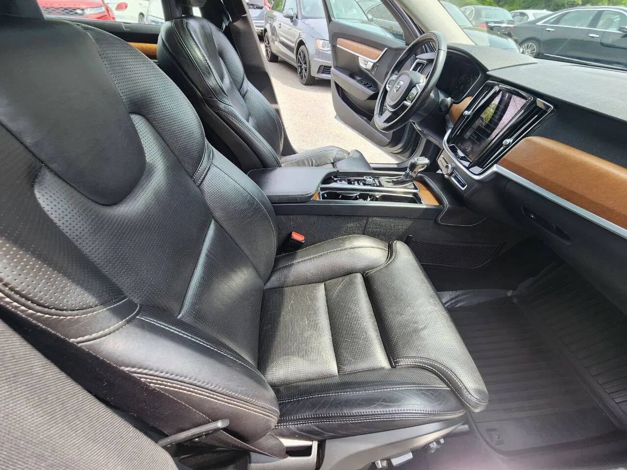 Used 2017 Volvo S90 T5 Inscription w/ Vision Package FWD image 15