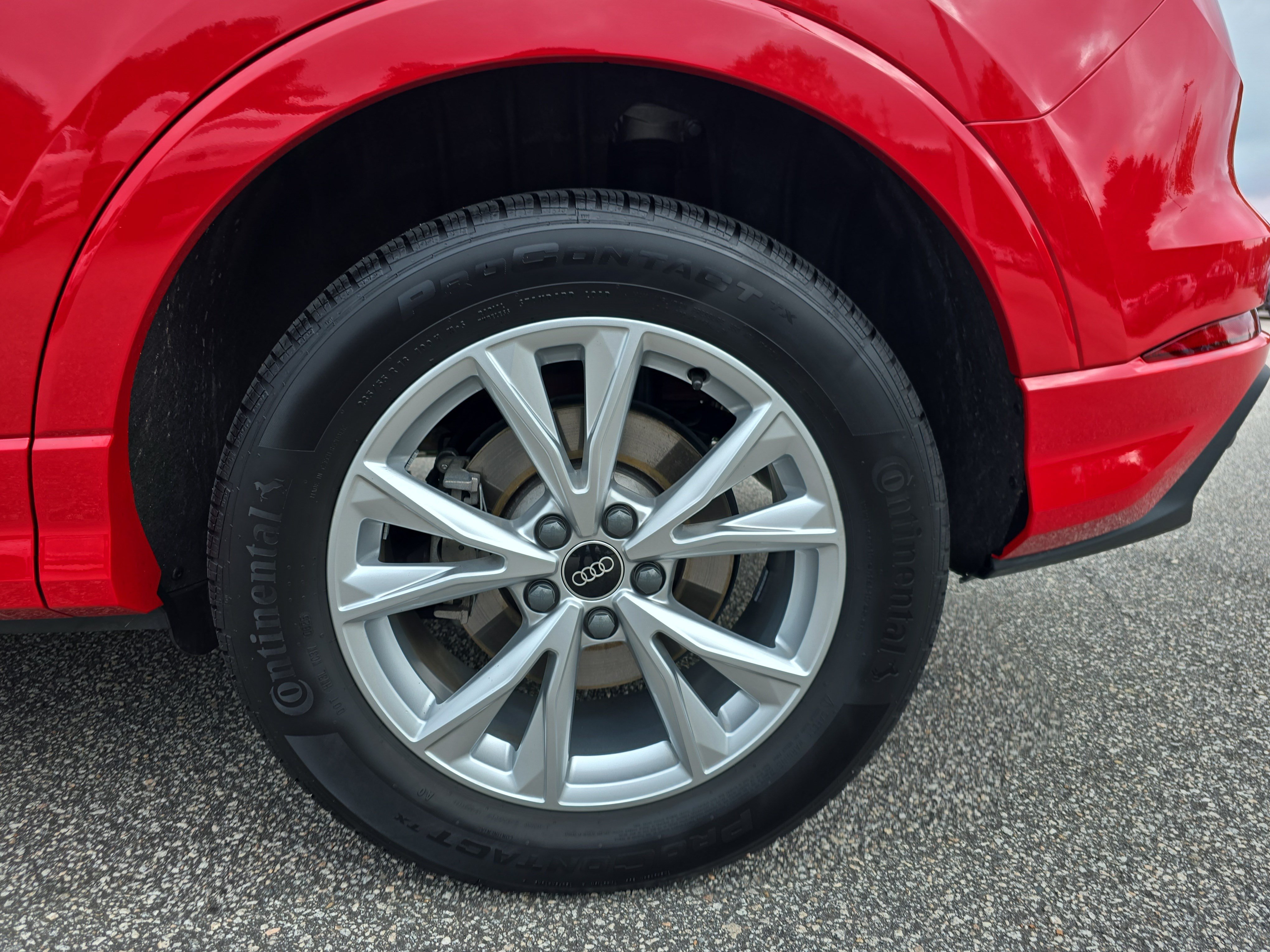 Certified 2025 Audi Q3 2.0T Premium Plus w/ Premium Plus Package AWD/4WD image 30