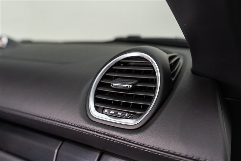 Used 2023 Porsche 718 Boxster GTS RWD image 71