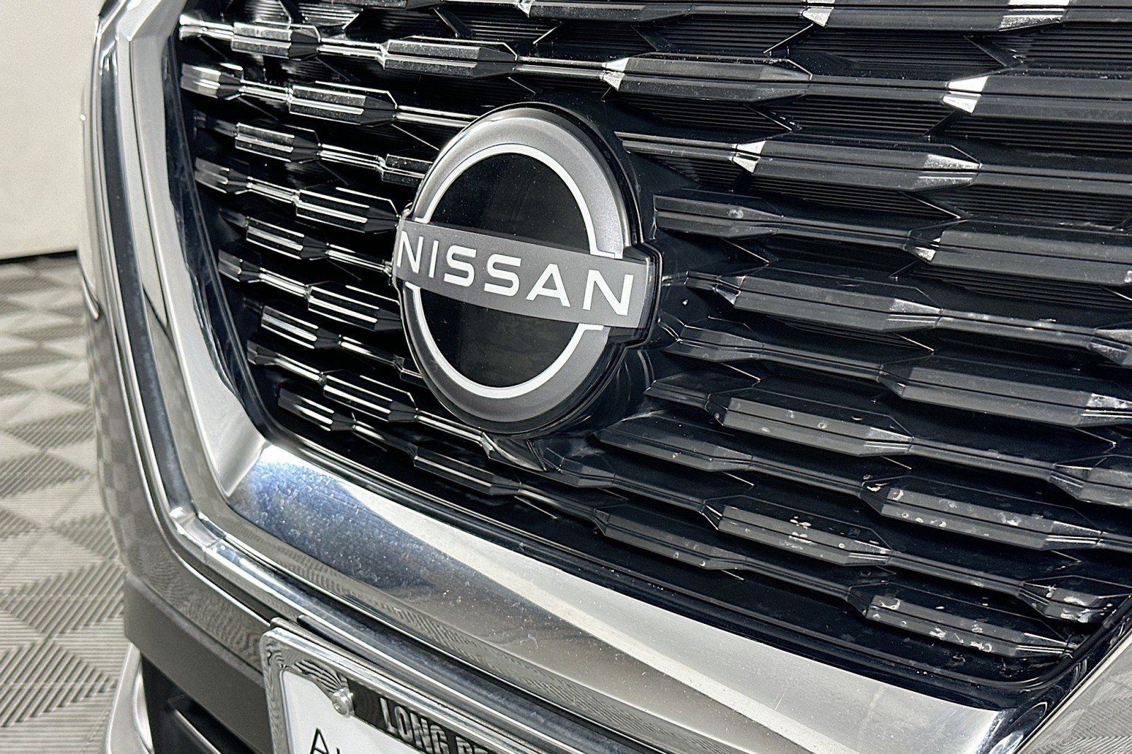 Used 2023 Nissan Rogue SV image 15