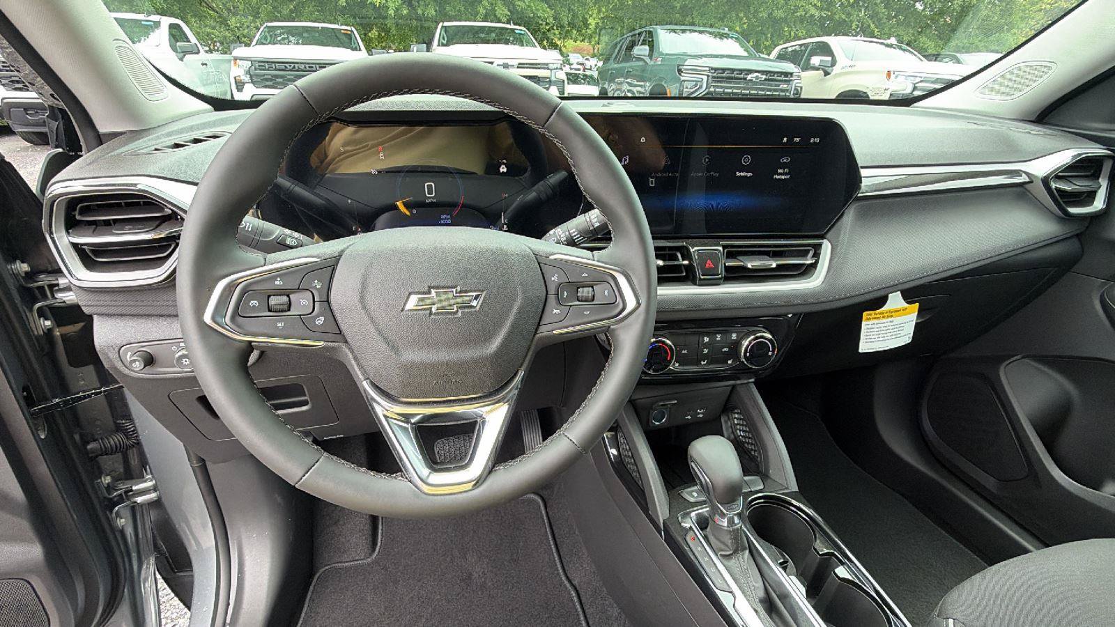 New 2026 Chevrolet TrailBlazer LT w/ Midnight Edition FWD image 20