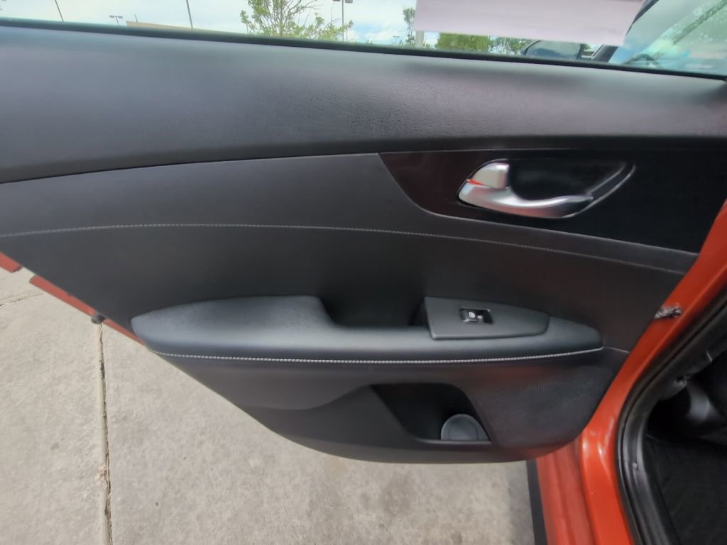 Used 2023 Kia Forte GT-Line w/ GT-Line Premium Package FWD image 25