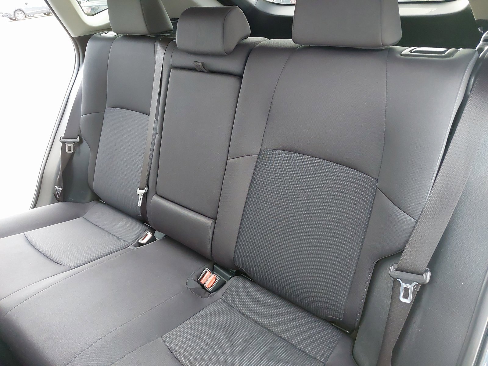 Used 2021 Toyota Venza LE image 14