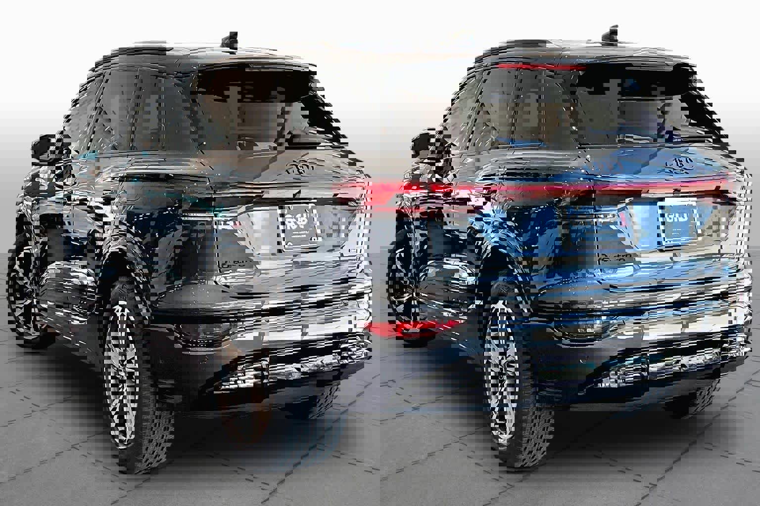 New 2027 Audi Q6 e-tron Premium Plus image 12