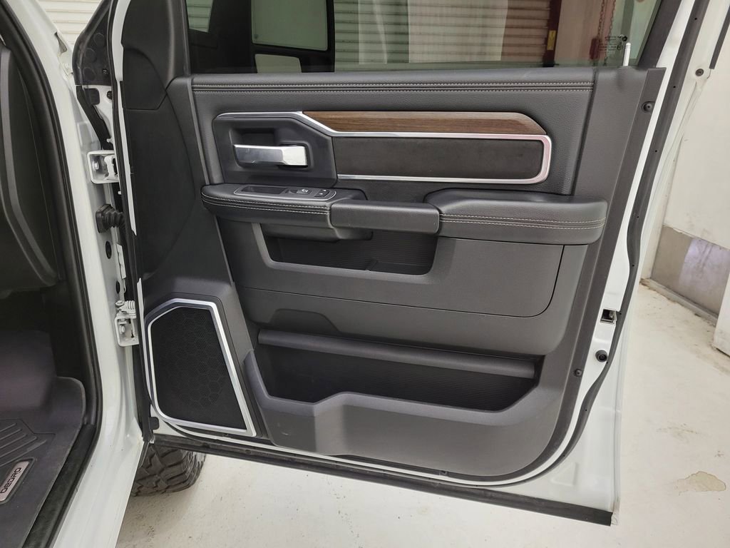 Used 2024 RAM 2500 Laramie image 41