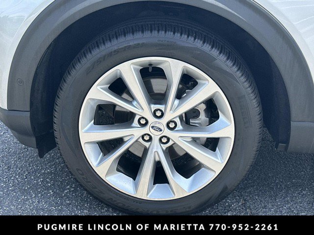 Used 2022 Ford Explorer Platinum w/ Equipment Group 601A AWD/4WD image 11