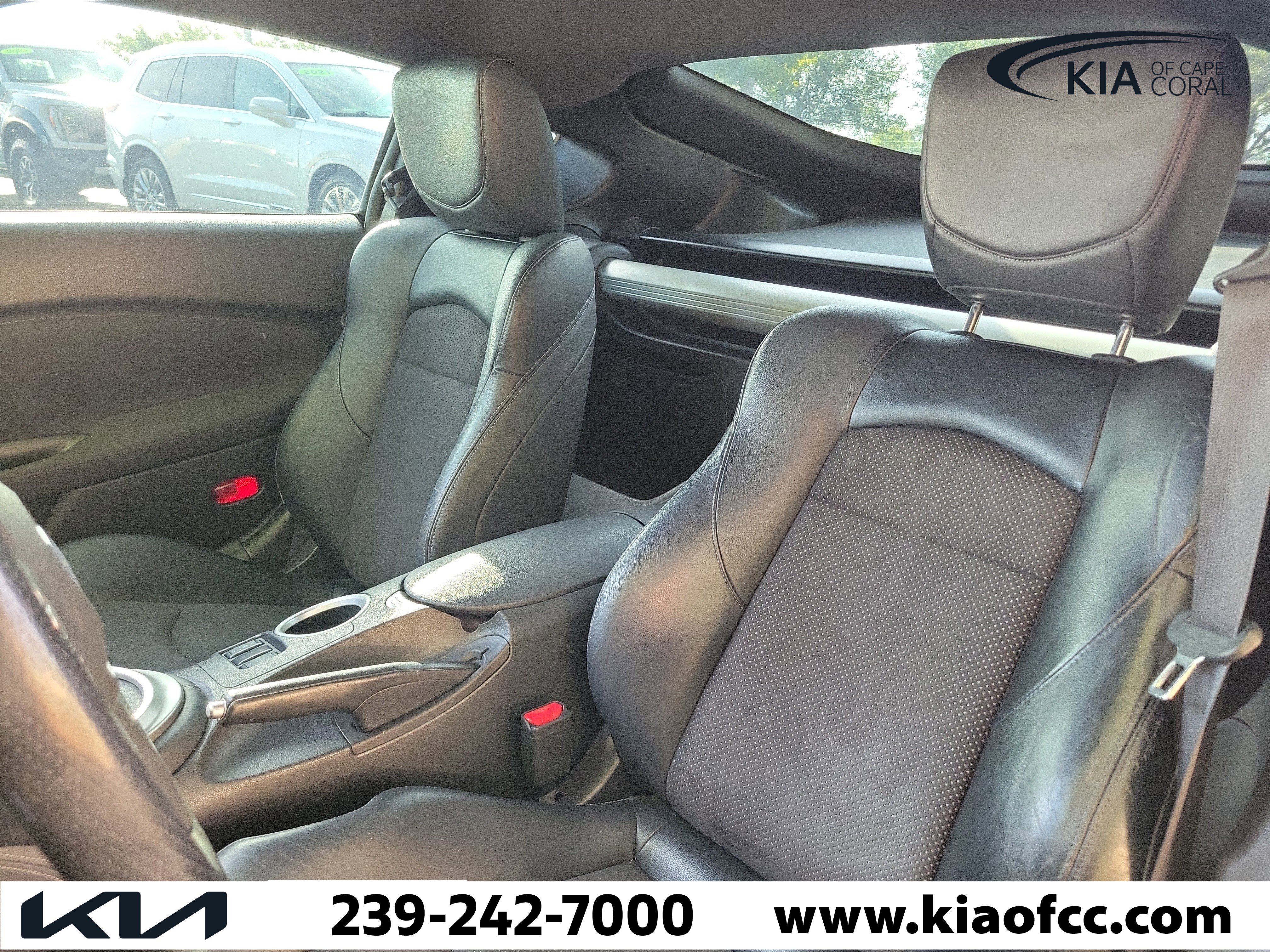 Used 2014 Nissan 370Z Touring w/ Sport Package RWD image 13