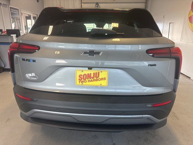 New 2025 Chevrolet Blazer EV LT image 4