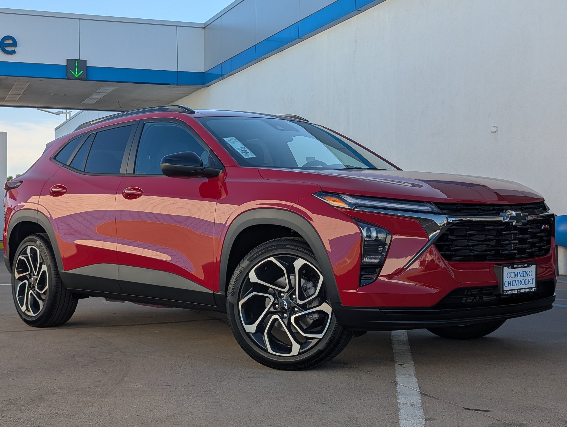 New 2026 Chevrolet Trax RS FWD image 2