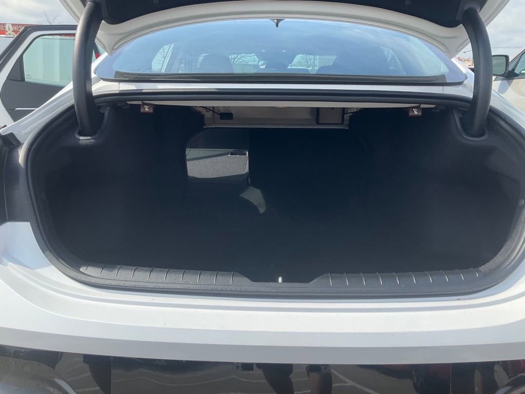 Used 2025 Hyundai Sonata SEL FWD image 25