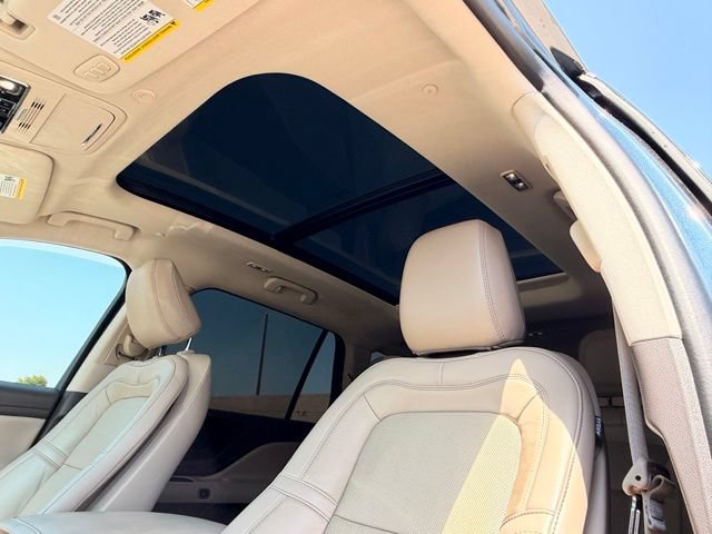 Used 2024 Lincoln Aviator Reserve w/ Equipment Group 201A AWD/4WD image 9