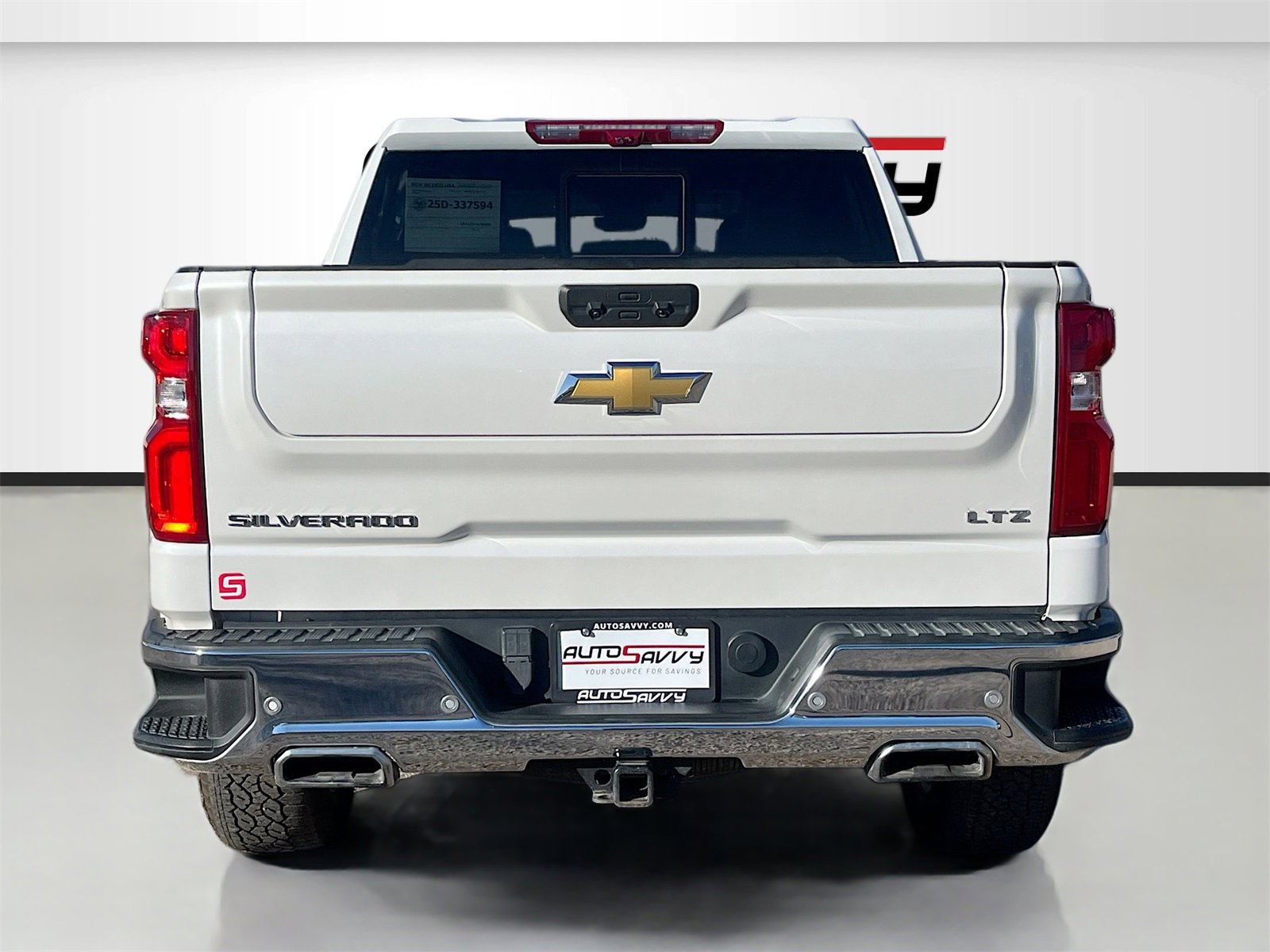 Used 2024 Chevrolet Silverado 1500 LTZ w/ Technology Package image 6