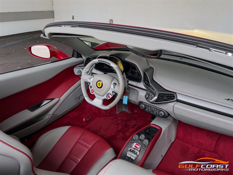 Used 2013 Ferrari 458 Spider RWD image 31